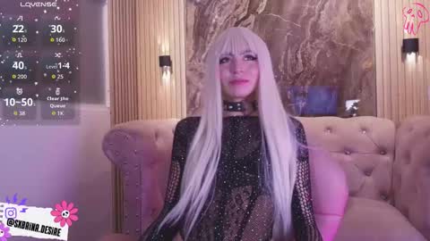 Snapshot of _sabrinaa_1 chatting on 11/06/25, 09:15 Sabrina online show from 11/06/25, 09:15