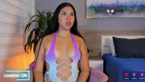 _samantagomez online show from 04/14/26, 08:04