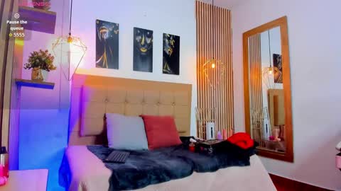 SAMANTHA FOX online show from 09/29/25, 11:59