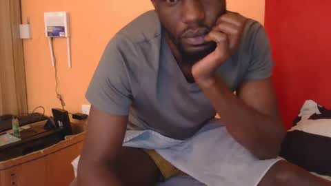 Snapshot of _sambo_ chatting on 03/03/25, 10:38 _sambo_ online show from 03/03/25, 10:38