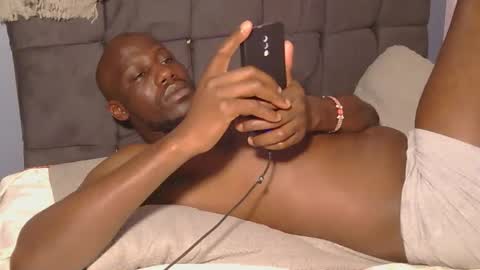 Snapshot of _sambo_ chatting on 09/28/25, 04:40 _sambo_ online show from 09/28/25, 04:40