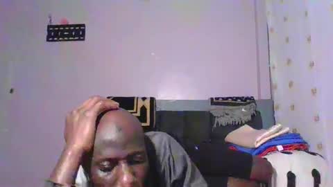 Snapshot of _sambo_ chatting on 11/17/25, 02:56 _sambo_ online show from 11/17/25, 02:56