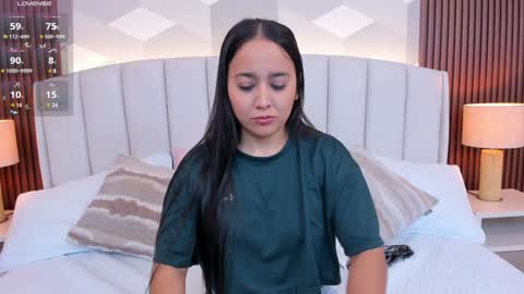 Snapshot of _sammy_fit chatting on 01/29/25, 01:17 Antonella online show from 01/29/25, 01:17