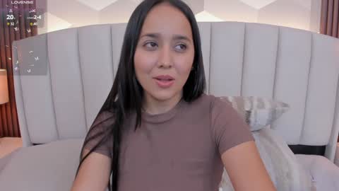 Snapshot of _sammy_fit chatting on 02/06/25, 04:14 Antonella online show from 02/06/25, 04:14