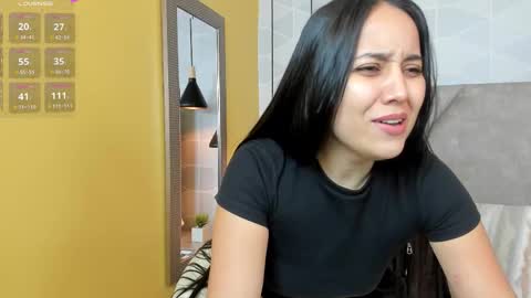 Snapshot of _sammy_fit chatting on 12/03/25, 12:47 Antonella online show from 12/03/25, 12:47