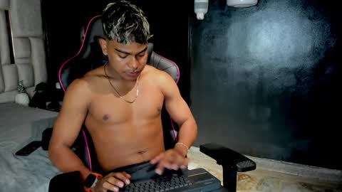 _sammy_ice online show from 01/11/25, 06:35