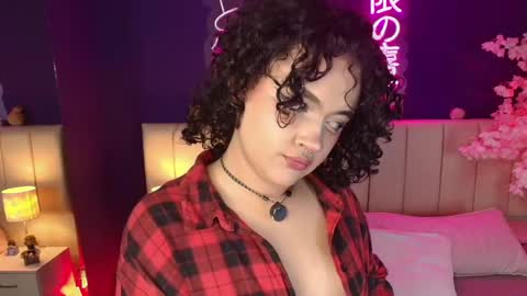 Sara online show from 05/02/26, 03:55