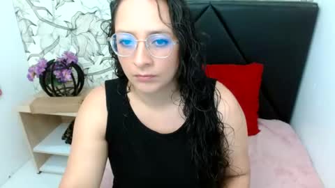 Snapshot of _saraximena_ chatting on 06/22/26, 03:42 _saraximena_ online show from 06/22/26, 03:42