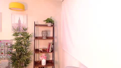 Snapshot of _sassy_girl chatting on 02/12/25, 06:51 Sassy Girl online show from 02/12/25, 06:51