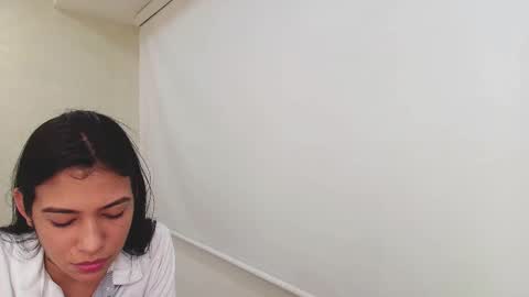 Snapshot of _sassy_girl chatting on 09/29/25, 06:02 Sassy Girl online show from 09/29/25, 06:02