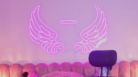 Scarlett online show from 09/16/25, 09:21