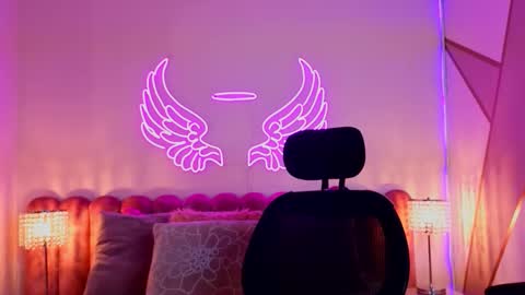 Scarlett online show from 09/23/25, 08:39