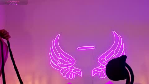 Scarlett online show from 09/24/25, 06:39