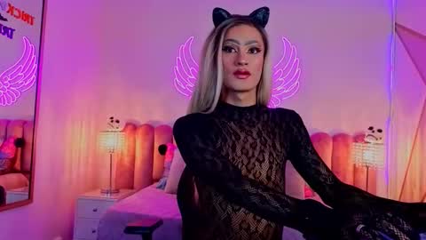 Scarlett online show from 10/20/25, 08:04