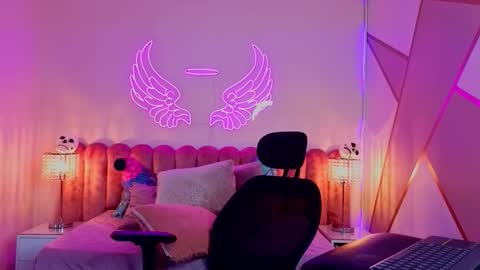 Scarlett online show from 10/28/25, 11:47