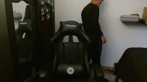 Snapshot of _schnnneider_ chatting on 06/19/26, 09:51 SCHNEIDER online show from 06/19/26, 09:51