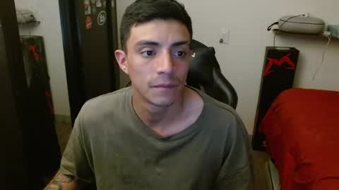 Snapshot of _schnnneider_ chatting on 07/01/26, 01:51 SCHNEIDER online show from 07/01/26, 01:51
