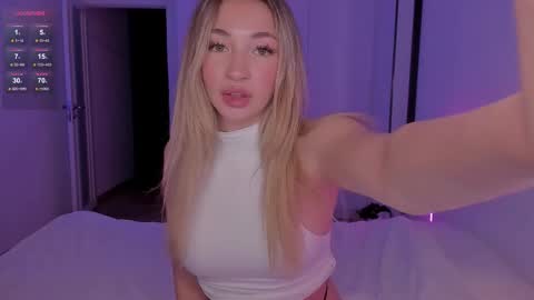 Snapshot of _secretdesire chatting on 11/21/25, 06:17 Kat online show from 11/21/25, 06:17