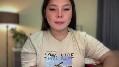 Snapshot of _seductive_jane chatting on 11/23/25, 04:18 ENAJ online show from 11/23/25, 04:18