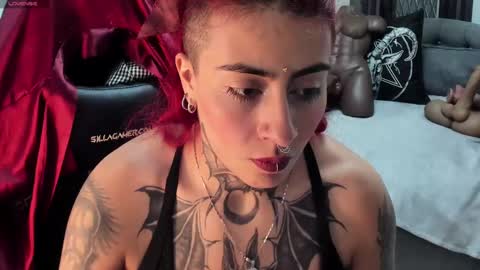 Selene online show from 03/09/25, 04:44