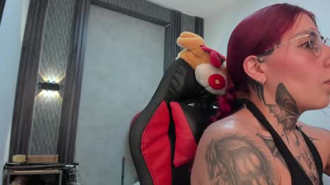 Selene online show from 04/06/26, 04:46