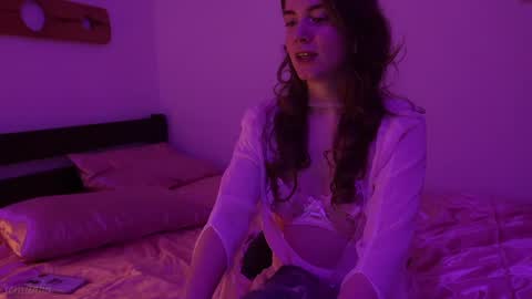 Lia online show from 04/09/26, 07:30