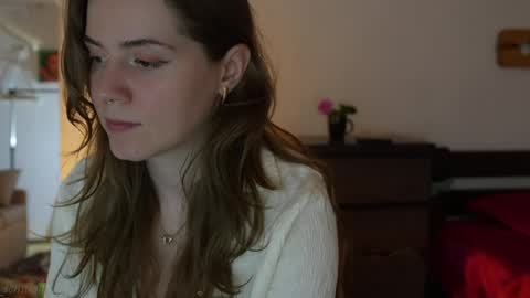 Lia online show from 05/25/26, 06:47