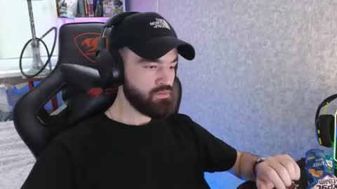 Ask me online show from 12/05/25, 07:06