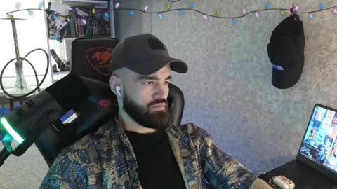 Ask me online show from 02/06/26, 01:03