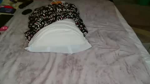 Snapshot of _sexxyleemama chatting on 11/09/25, 10:46 _sexxyleemama online show from 11/09/25, 10:46