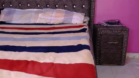 Adriana online show from 09/18/25, 09:11