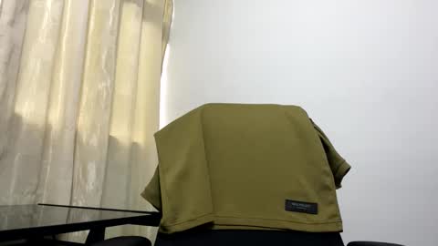 Juan Pablo-independent model online show from 02/03/25, 10:00