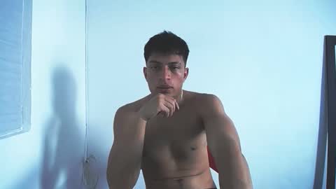 Juan Pablo-independent model online show from 12/17/25, 05:52