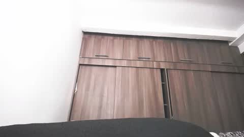 Juan Pablo-independent model online show from 03/07/26, 11:02