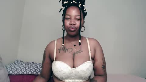 Snapshot of _sexysquirter chatting on 11/12/25, 04:46 _sexysquirter online show from 11/12/25, 04:46