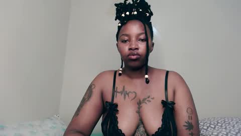 Snapshot of _sexysquirter chatting on 11/15/25, 05:31 _sexysquirter online show from 11/15/25, 05:31