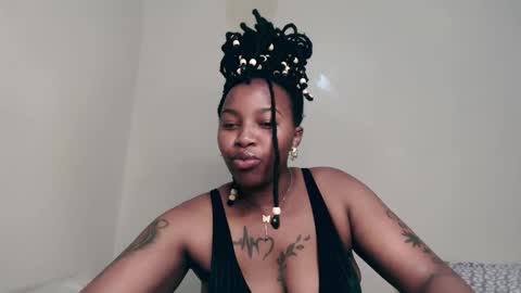 Snapshot of _sexysquirter chatting on 11/21/25, 05:55 _sexysquirter online show from 11/21/25, 05:55