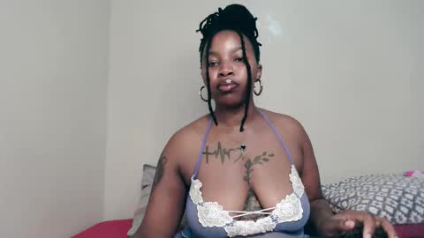 Snapshot of _sexysquirter chatting on 12/16/25, 05:40 _sexysquirter online show from 12/16/25, 05:40