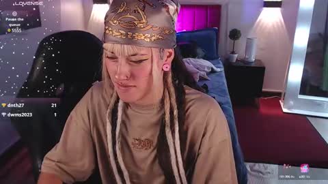 _sharlotte777 online show from 03/07/25, 02:56