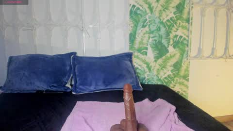 _sharlotte777 online show from 04/15/26, 03:30