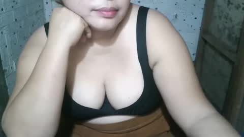 Snapshot of _simply_mama chatting on 02/27/26, 09:42 _simply_mama online show from 02/27/26, 09:42