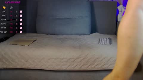 Snapshot of _smetanka_ chatting on 11/07/25, 11:43 _smetanka_ online show from 11/07/25, 11:43