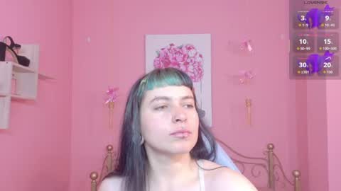 Sofia  online show from 06/17/26, 01:23