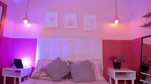 Sophie  online show from 03/26/26, 10:15