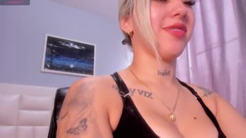 sophie online show from 01/29/25, 03:04