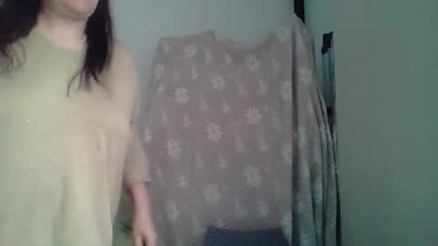 Melisa online show from 11/13/25, 08:02