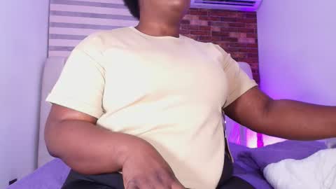 Snapshot of _ssusy_ chatting on 03/25/26, 03:01 susy online show from 03/25/26, 03:01