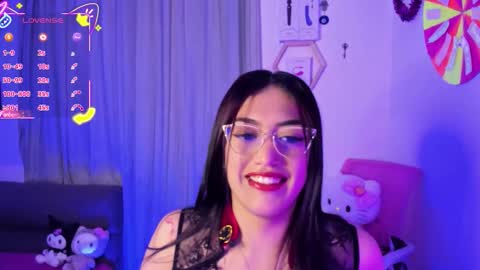 Snapshot of _strawberrycream chatting on 09/14/25, 01:49 Angela online show from 09/14/25, 01:49