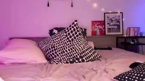 Ann online show from 12/21/25, 11:39