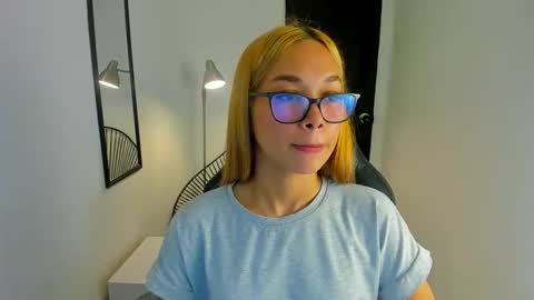 Valerie online show from 04/09/26, 01:16